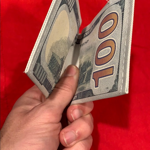$100 Bill Wallet - Picture 3 of 4